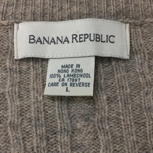 Banana Republic Vneck Sweater Tan Large (discount for damage) - Picture 9 of 11